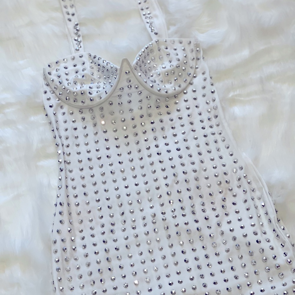 FashionNova white mini dress, perfect for a date night